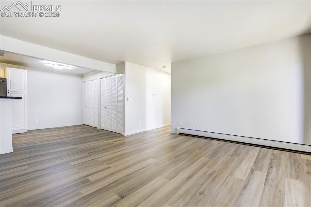 Image 9 of 50: Living Room