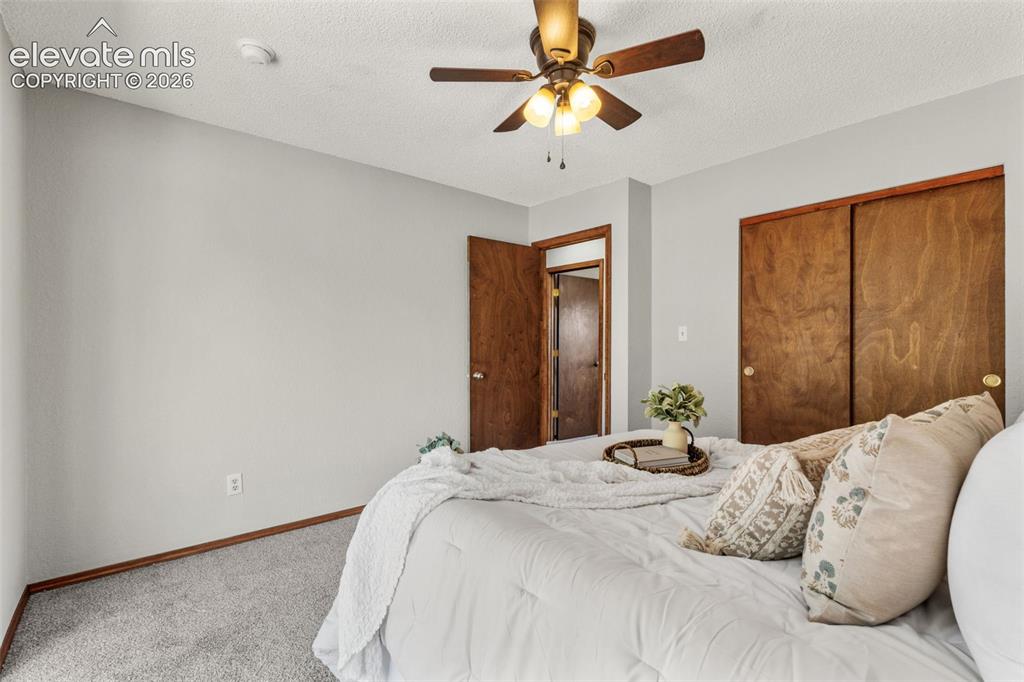 Image 18 of 40: Bedroom