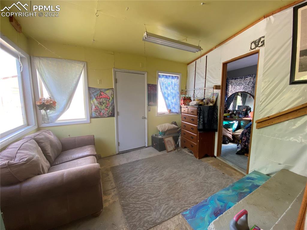 Listing 1905584, Image 16 of 35