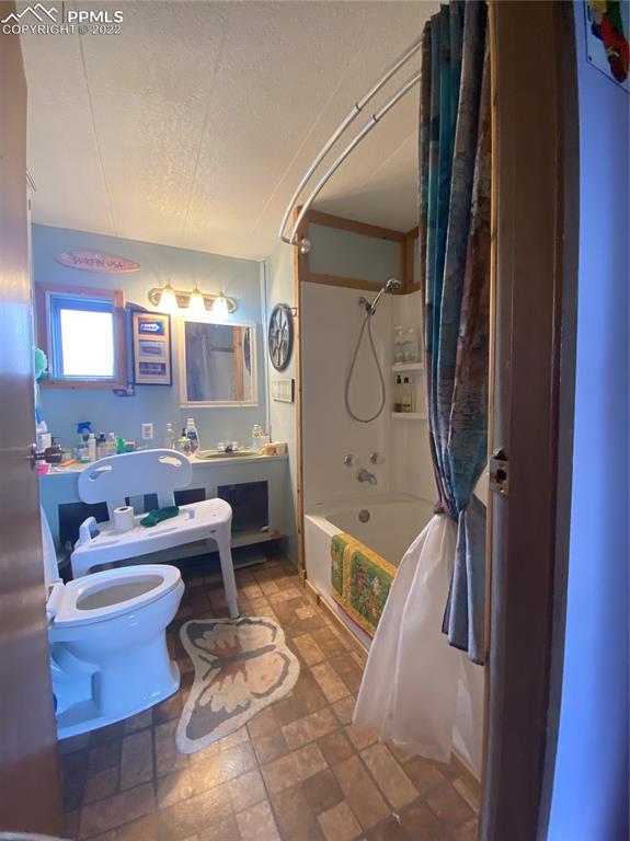 Listing 1905584, Image 19 of 35