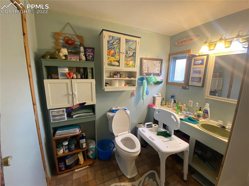 Listing 1905584, Image 20 of 35