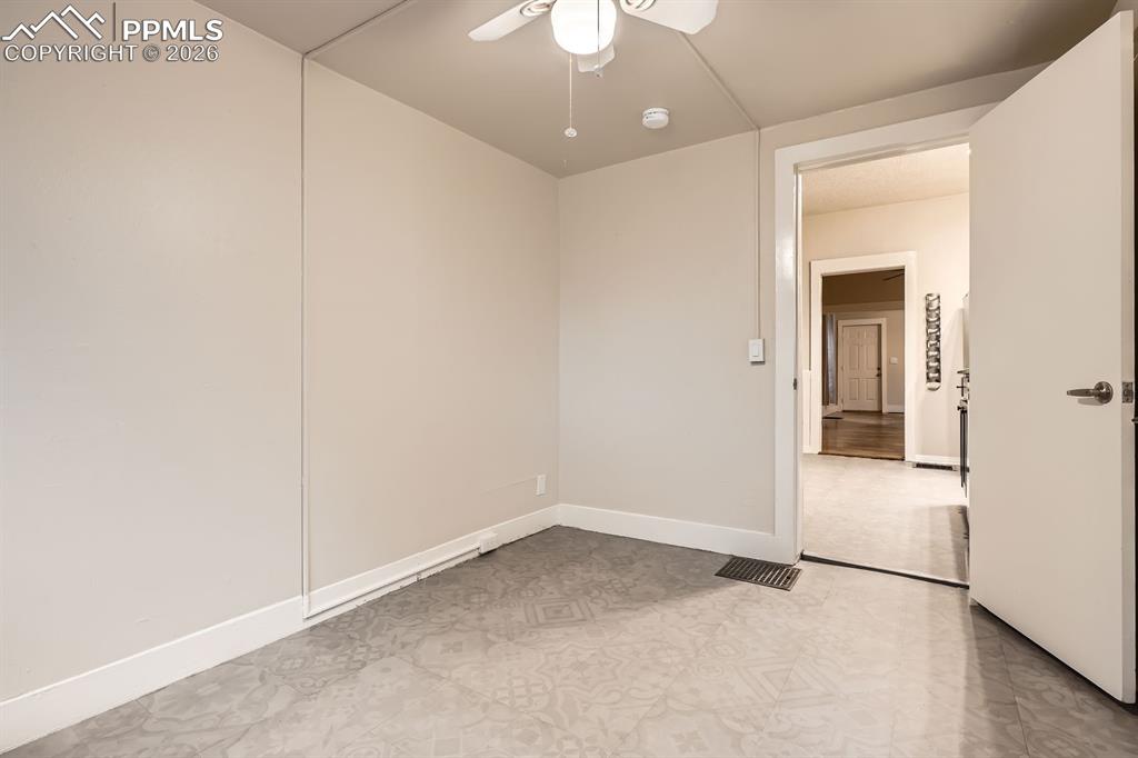 Image 11 of 28: Lower Unit Bedroom 1