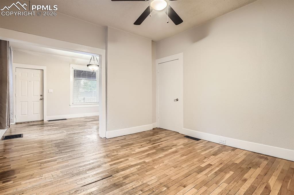 Image 8 of 28: Lower Unit Dining Room