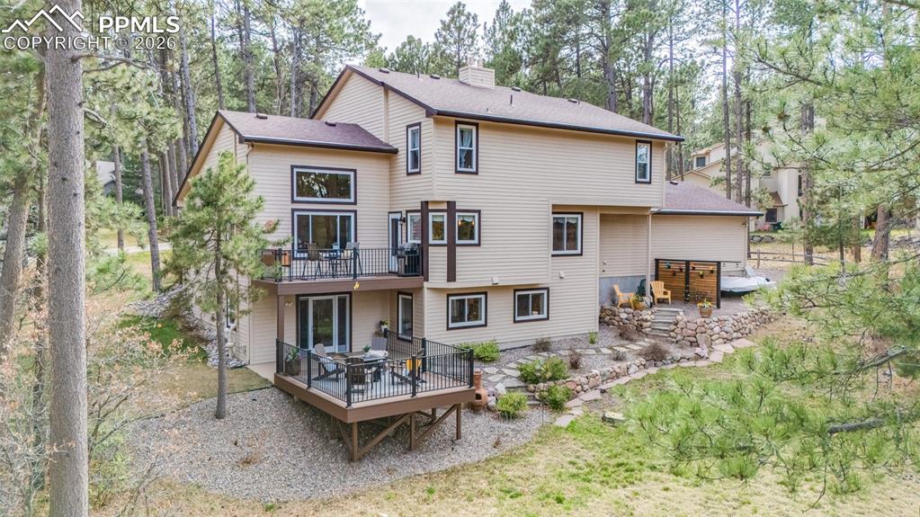 Image 40 of 50: Back of Structure