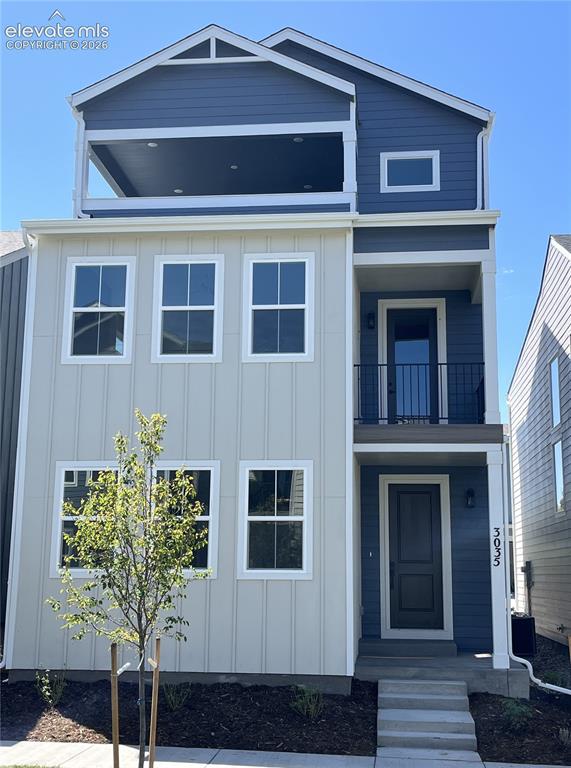 Image 1 of 2: Front of Structure
