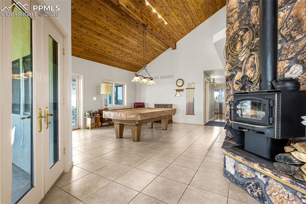 Image 8 of 50: Adjoins to the Living Room