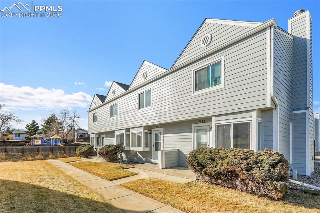 Image 2 of 14: Front of Structure