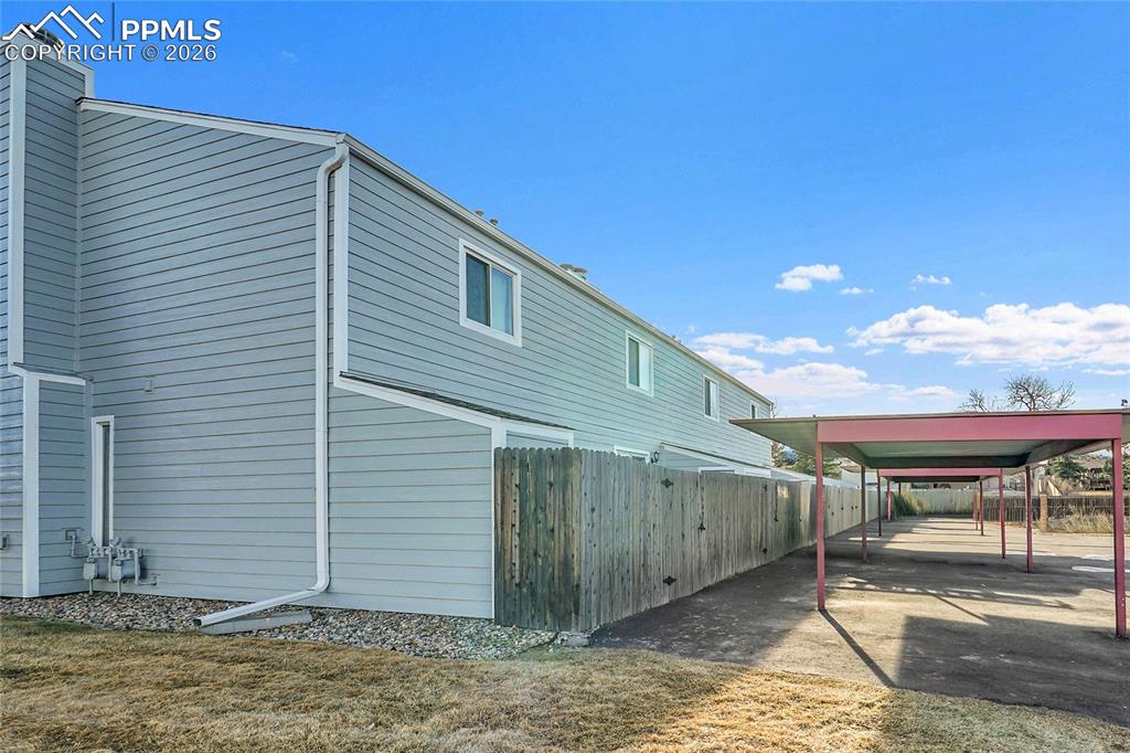 Image 9 of 14: Side of Structure