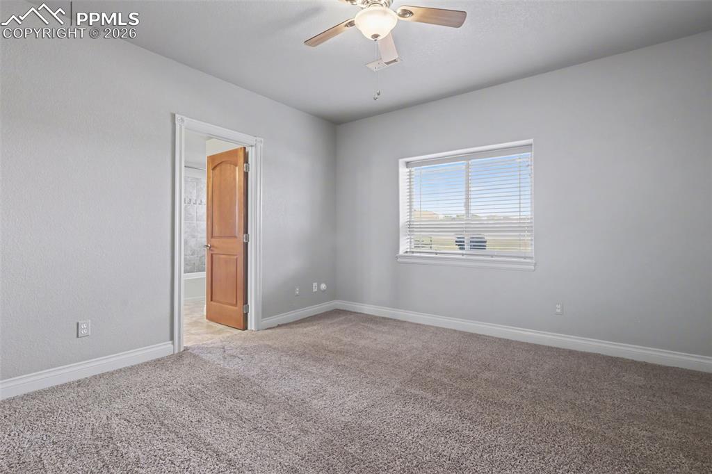 Image 40 of 50: Basement Bedrooms w/Jack N Jill Bathroom