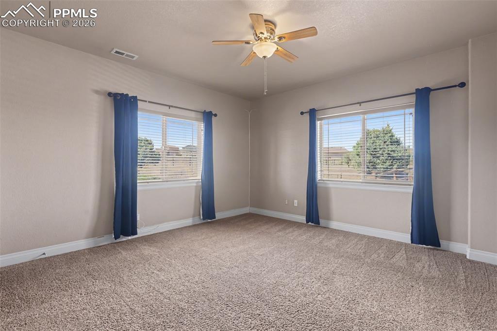 Image 42 of 50: Basement Bedrooms w/Jack N Jill Bathroom