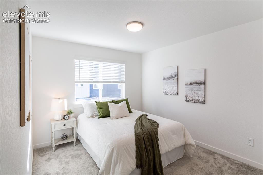 Image 11 of 28: Bedroom