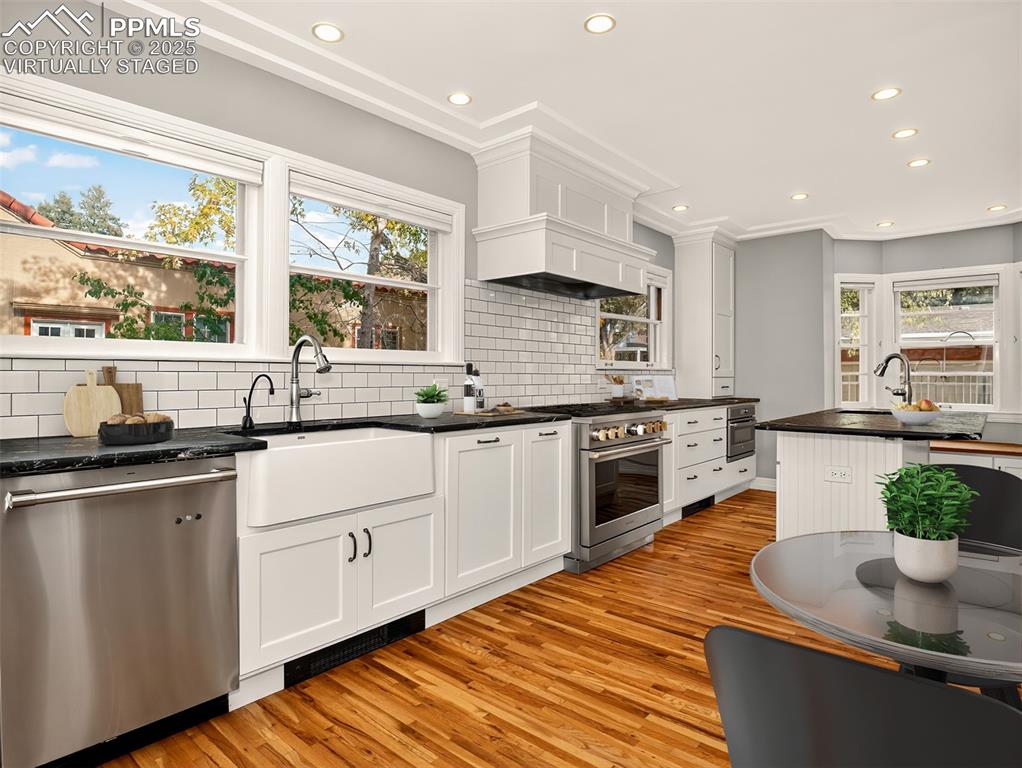 Image 15 of 50: Virtually staged