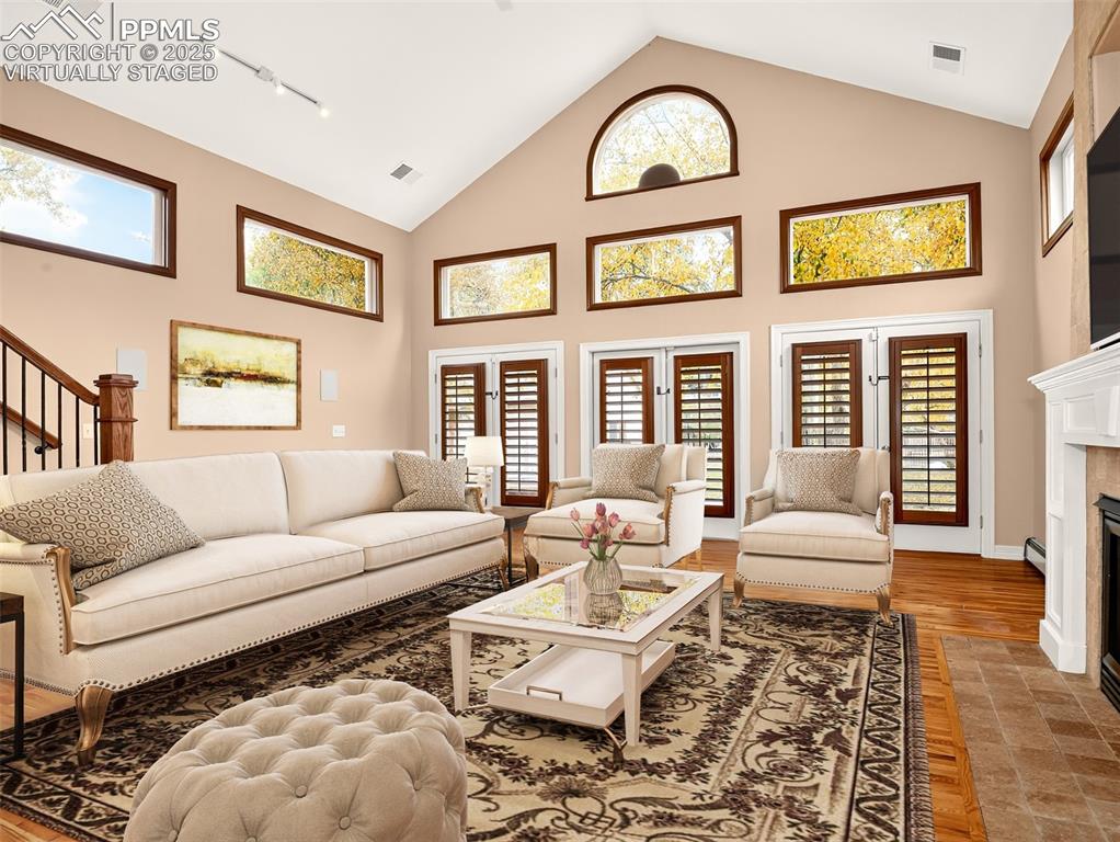 Image 20 of 50: Virtually staged