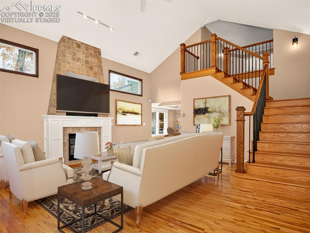 Image 22 of 50: Virtually staged