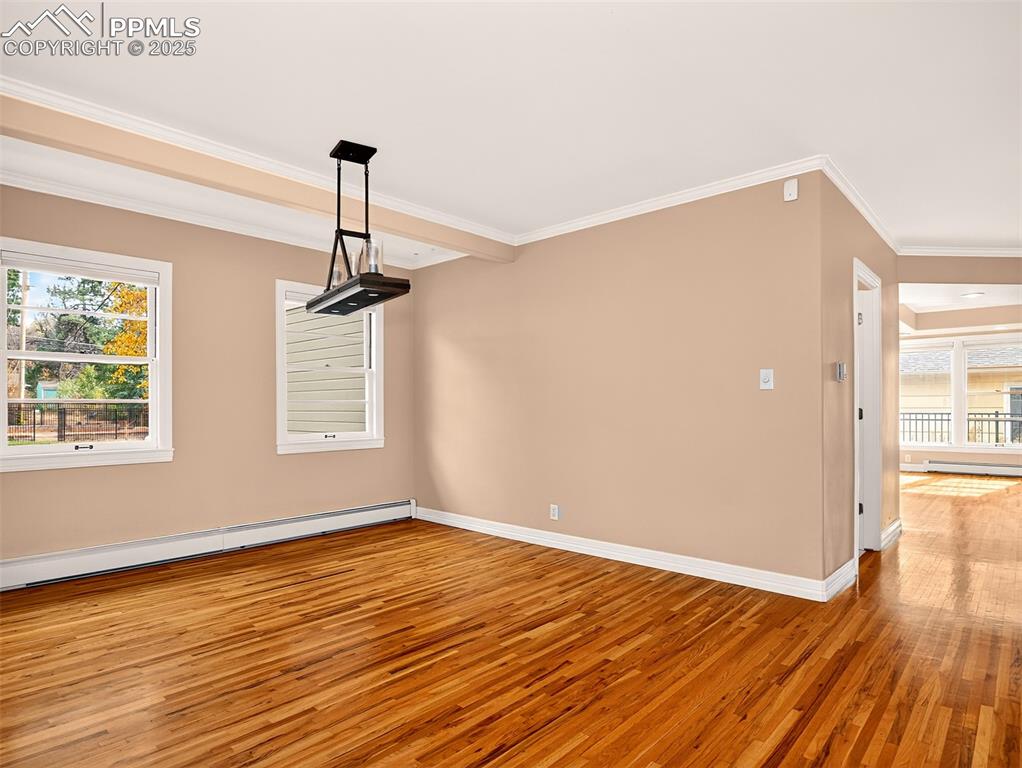 Image 29 of 50: Game Room