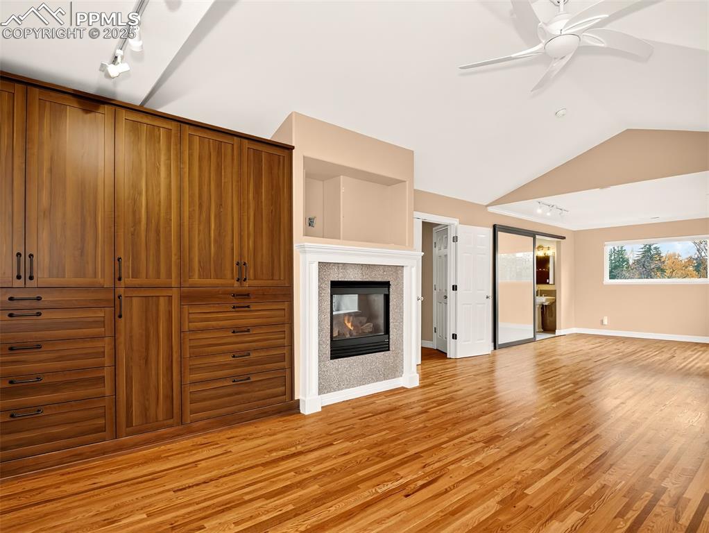 Image 33 of 50: Master Bedroom