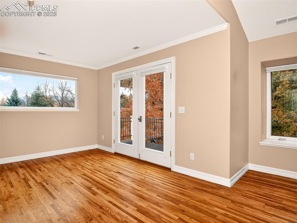 Image 35 of 50: Master Bedroom