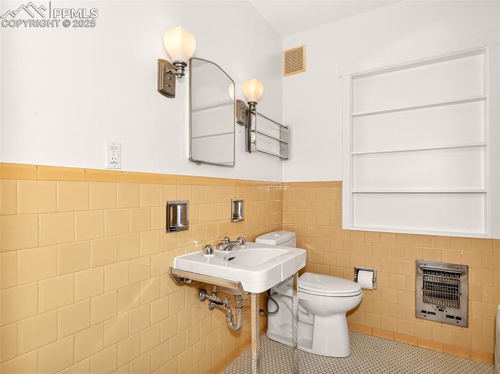 Image 50 of 50: Original bathroom