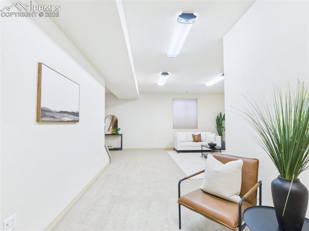 Image 36 of 50: Sitting Room