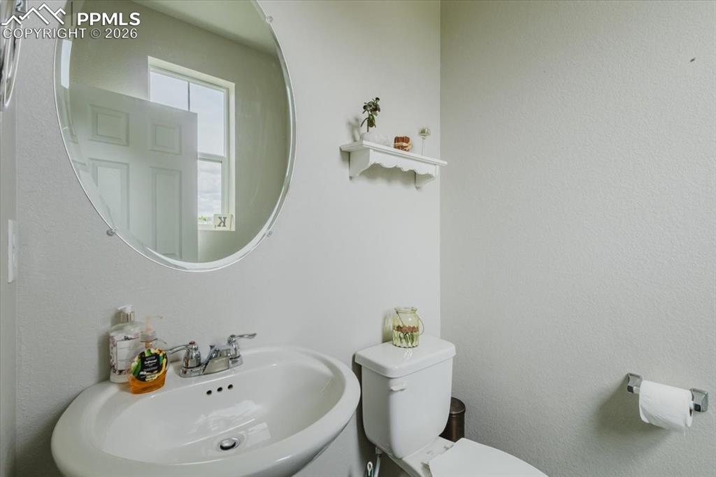Image 6 of 46: Bathroom