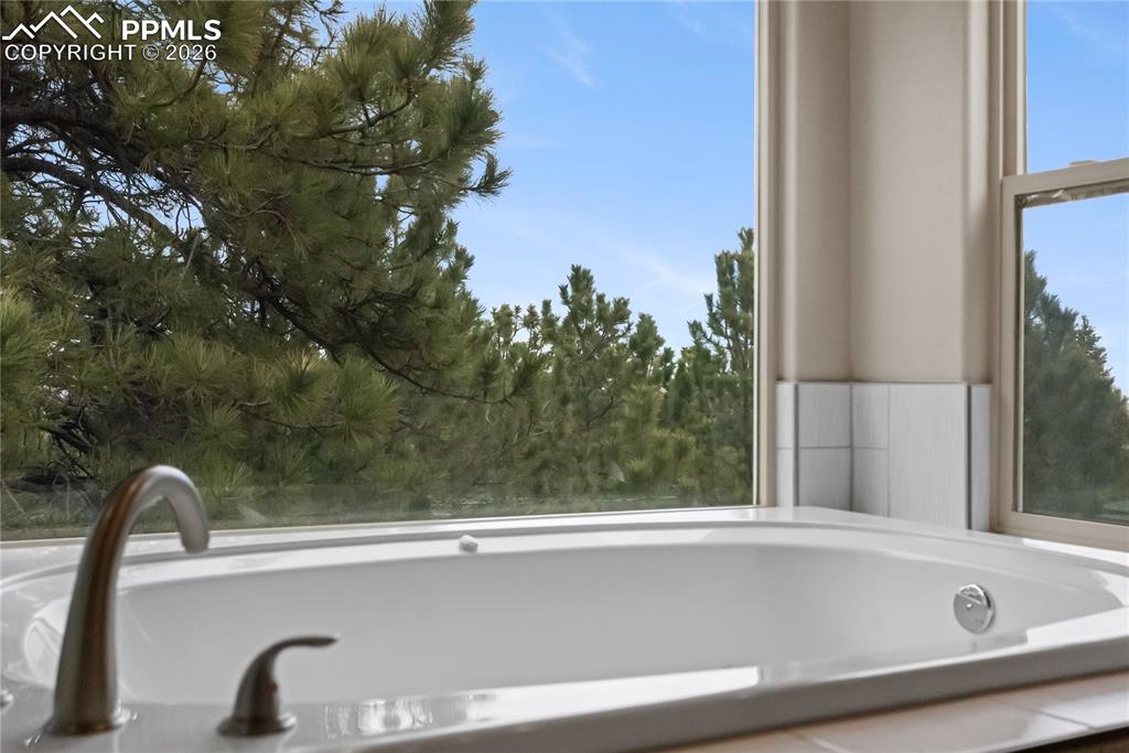 Image 23 of 40: Master Bathroom