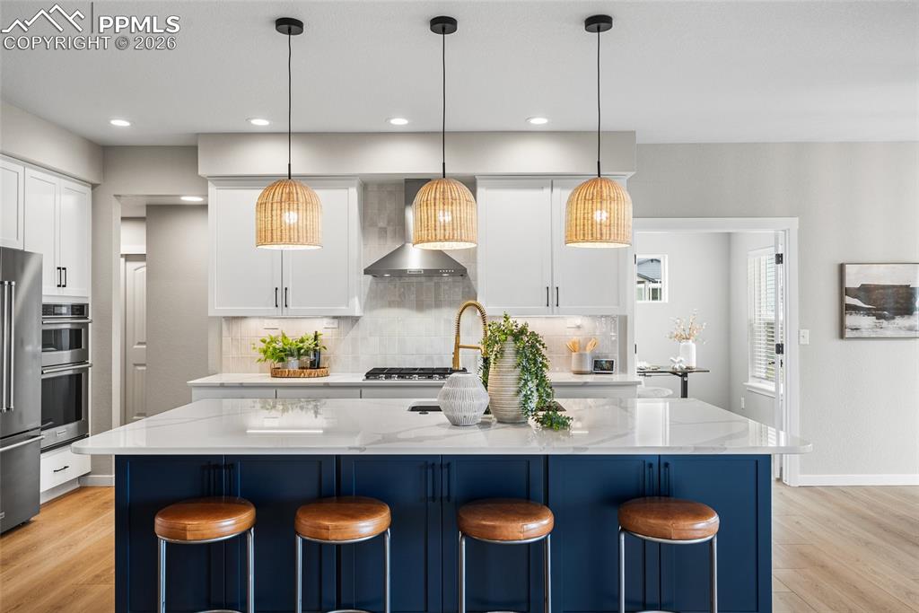 Image 3 of 29: Kitchen