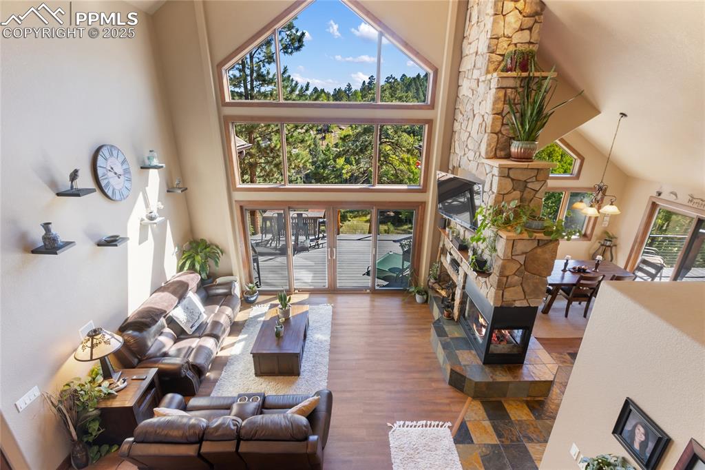 Image 7 of 38: I think you will agree the views are just as good inside as they are outsid