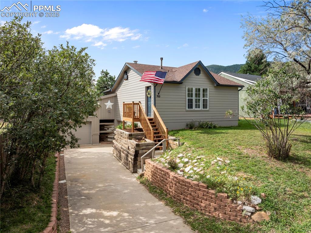 Image 35 of 37: Front of Structure