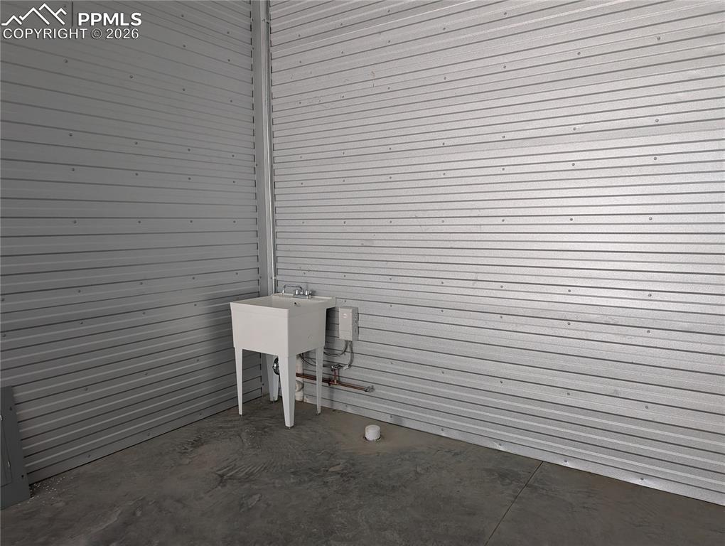 Image 5 of 10: Other