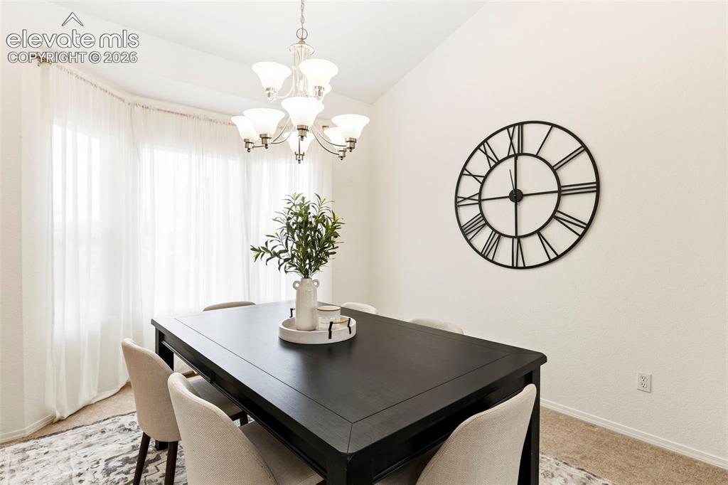 Image 6 of 36: Dining Area