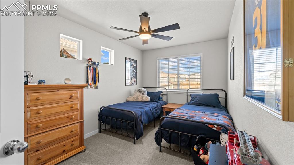 Image 25 of 37: Bedroom