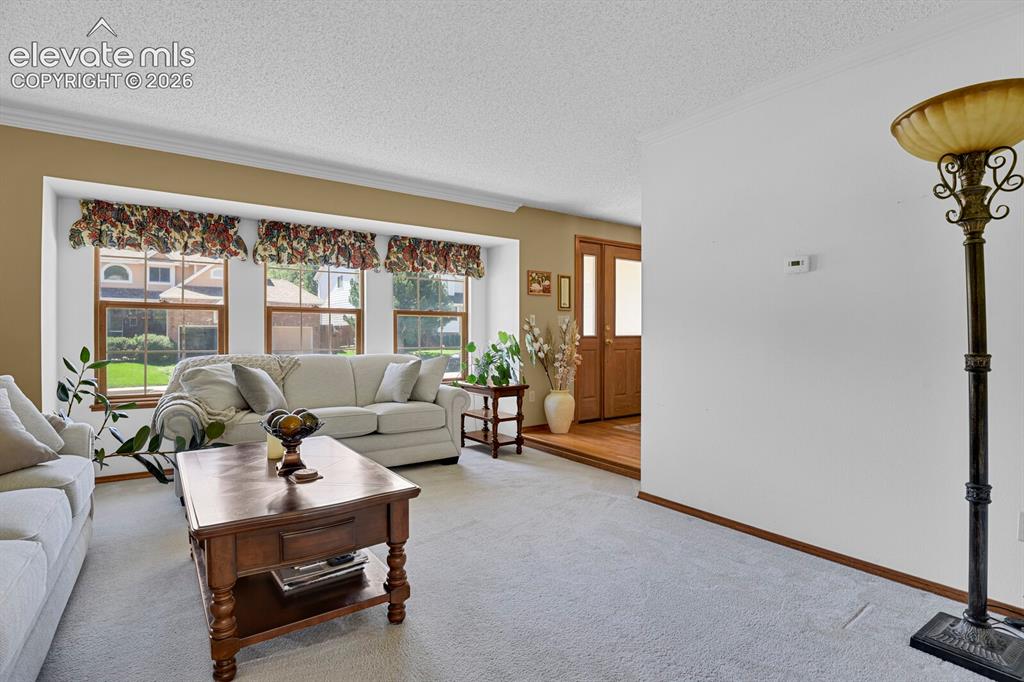 Image 6 of 32: Living Room