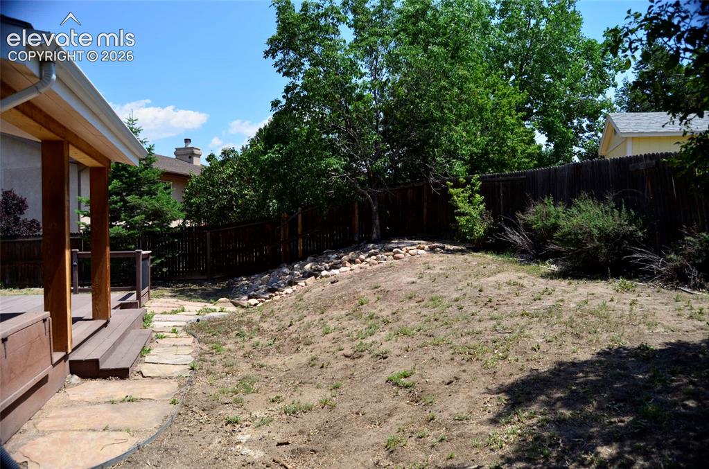 Image 16 of 17: Back of Structure