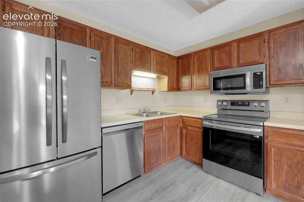 Image 2 of 22: New appliances in kitchen