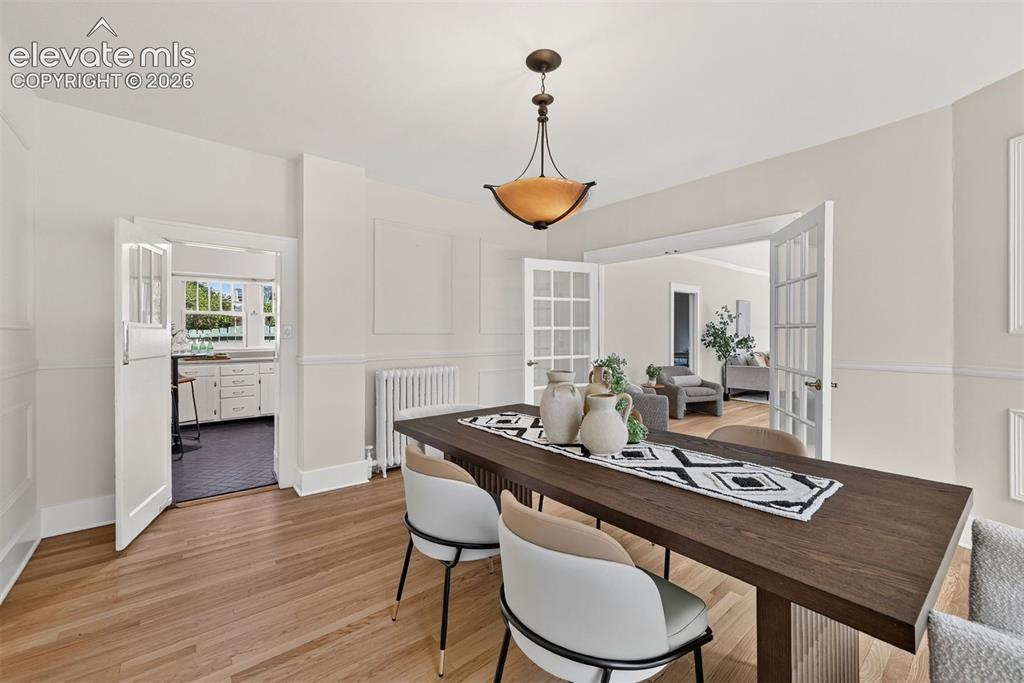 Image 5 of 36: Dining Area