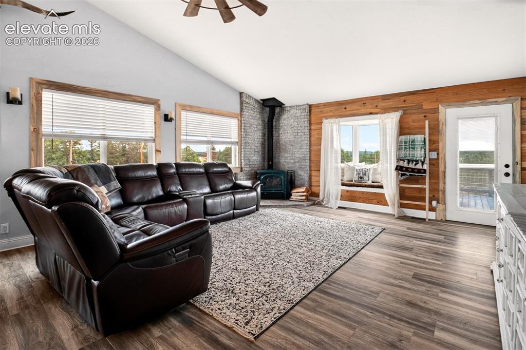 Image 13 of 50: Epic Mountain Views & Seamless Flow!