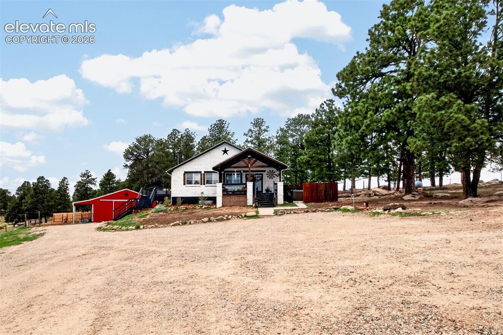 Image 2 of 50: Front Entrance with automatic gate!!!