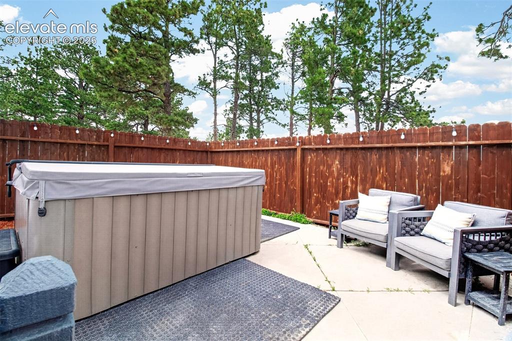 Image 8 of 50: New Calspa Hot Tub seats 7 Family & Friends!!!