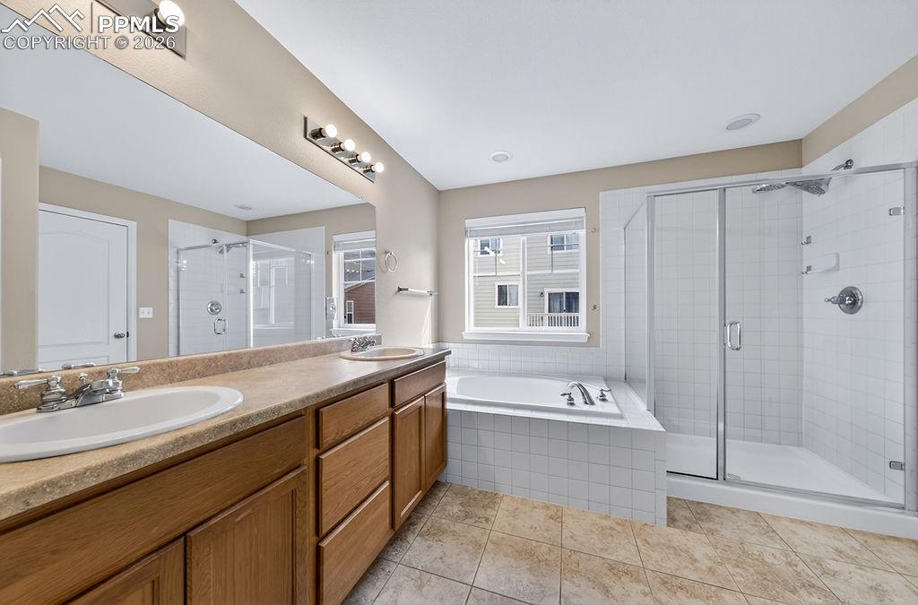 Image 28 of 45: Master Bathroom