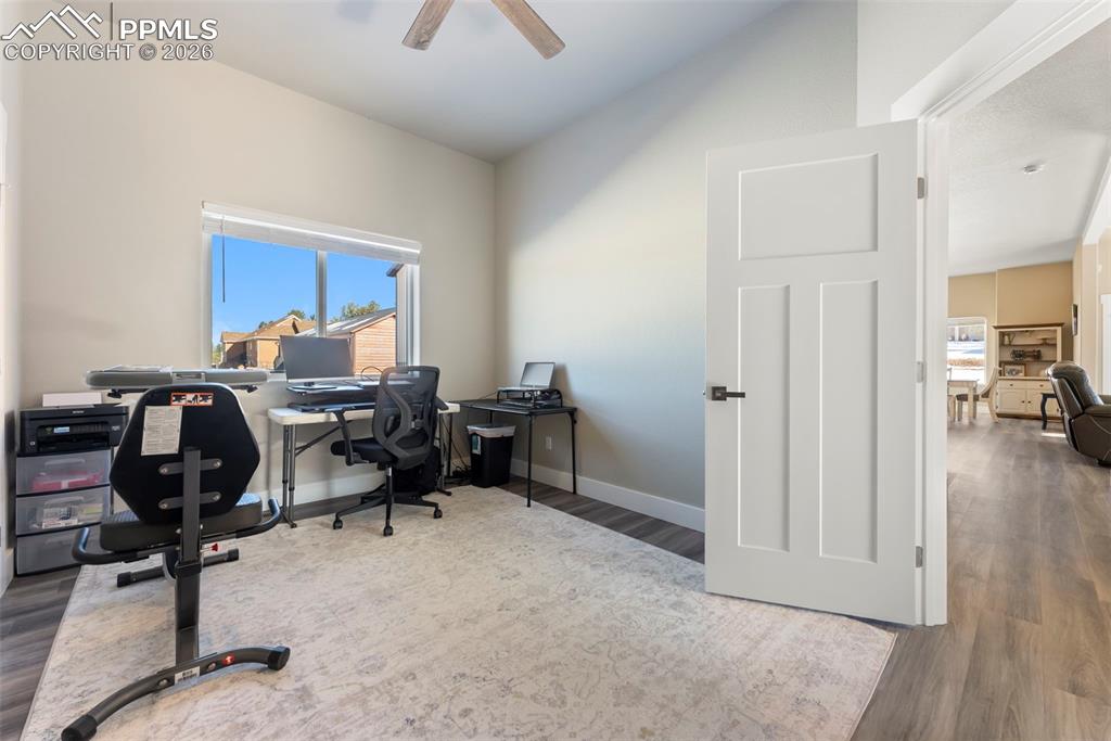 Image 21 of 42: Bedroom