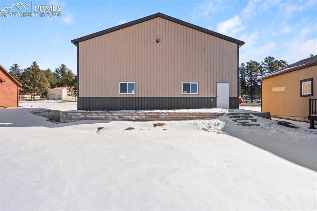 Image 34 of 42: Back of Structure