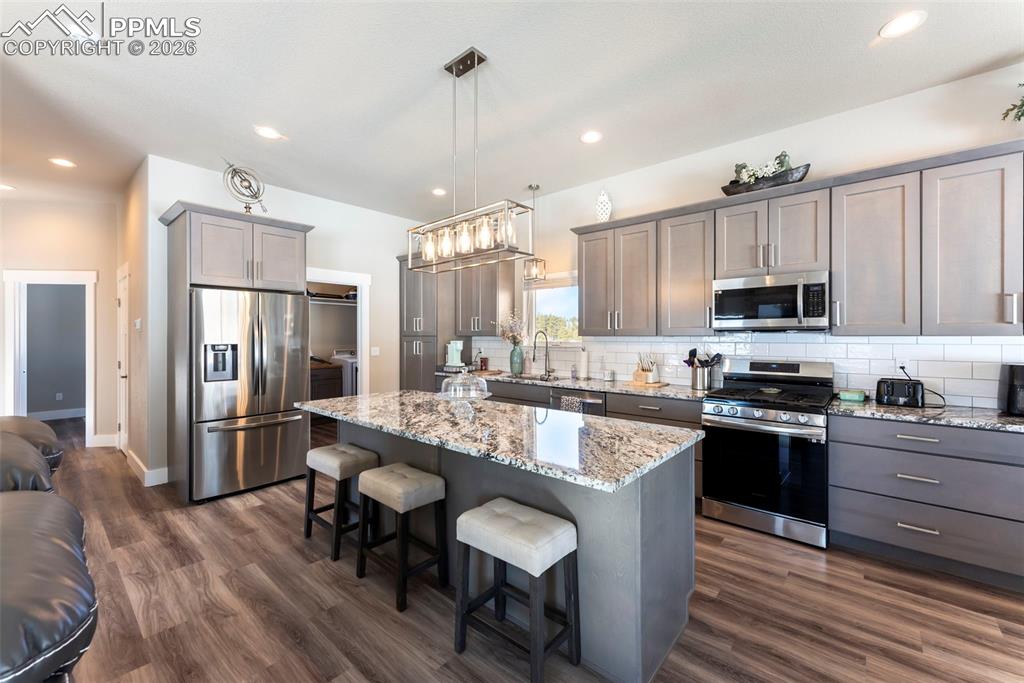 Image 9 of 42: Kitchen