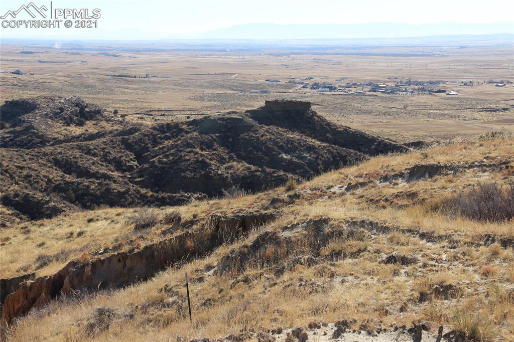 Image 17 of 17: No Description Available