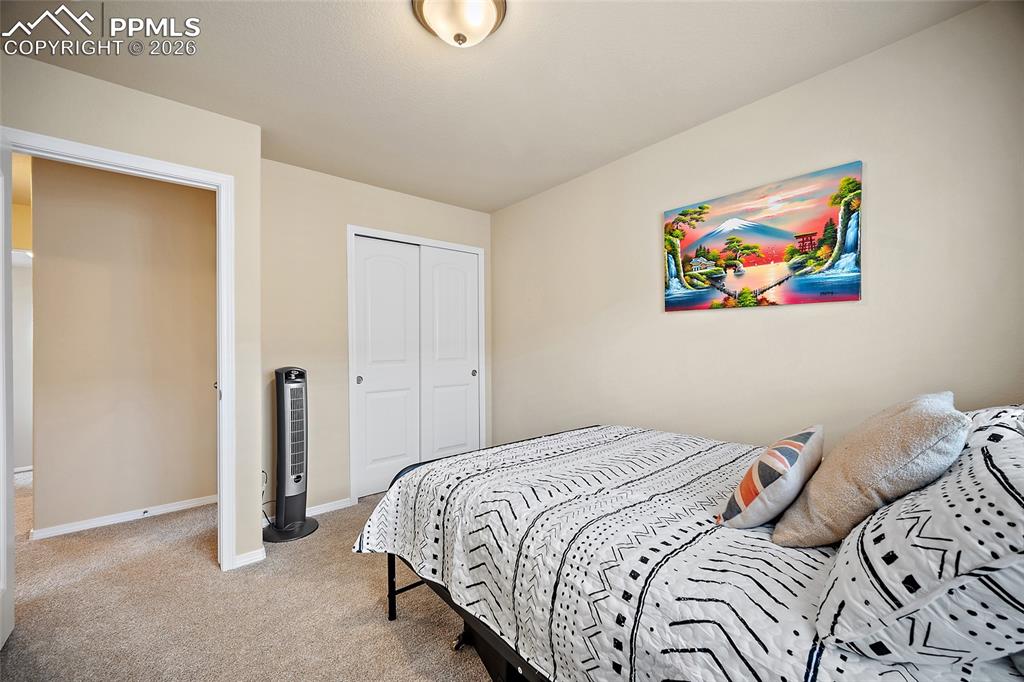 Image 32 of 49: Bedroom