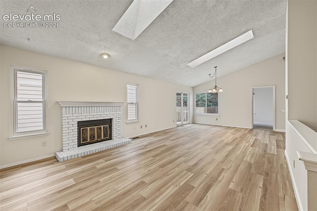 Image 6 of 25: Living Room