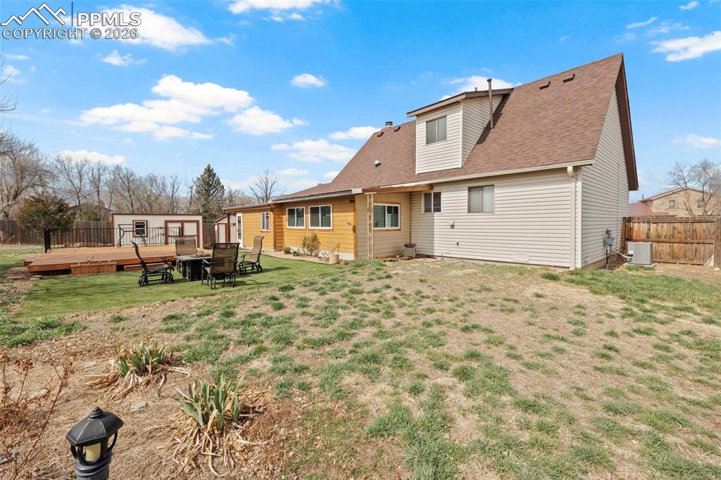 Image 46 of 50: Back of Structure