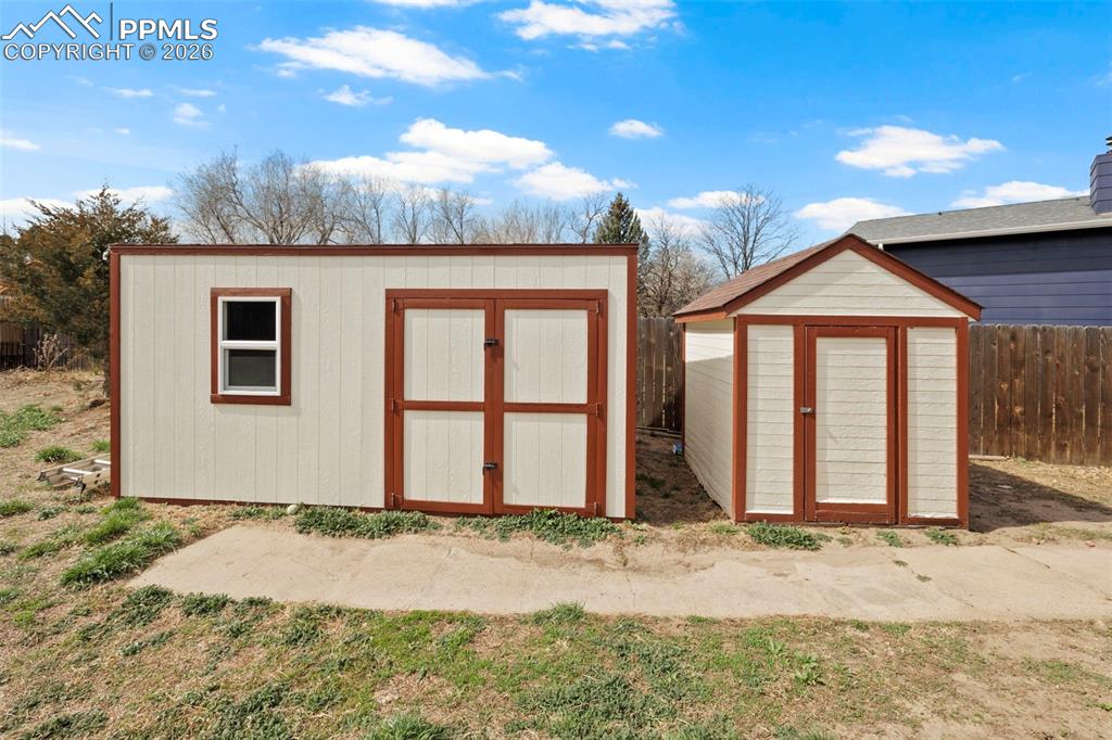 Image 47 of 50: Storage