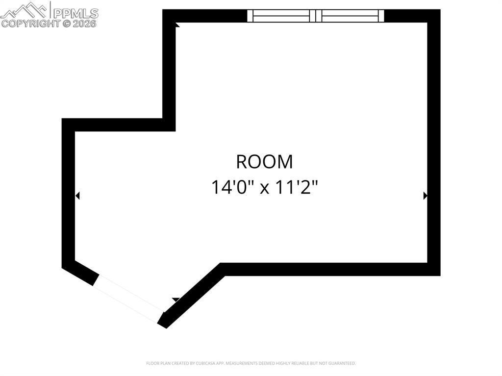 Image 7 of 24: Suite 101