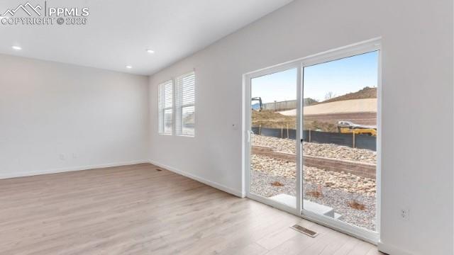 Image 15 of 23: Entry