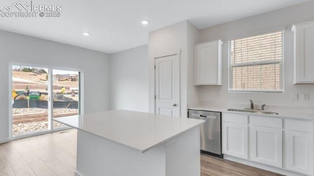 Image 9 of 23: Kitchen